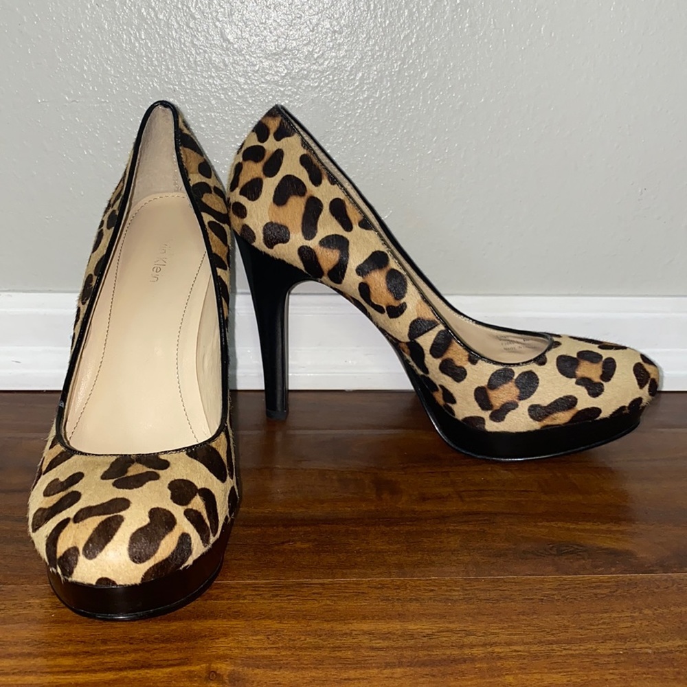 Calvin Klein ‘Kendall’ Leopard Print Platform Heels Size 8